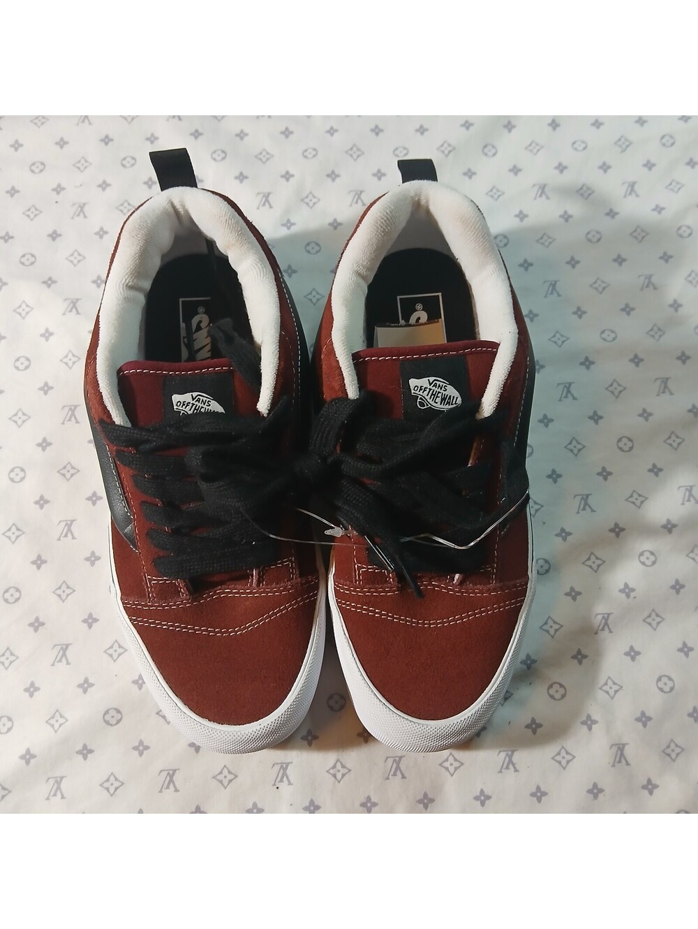 Vans Old Skool Red Black White Low Top Sneakers Skate Shoes Streetwear